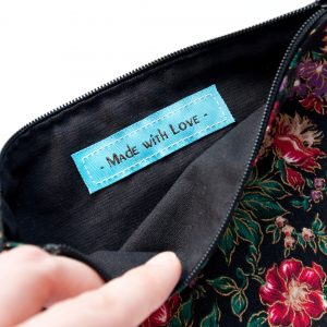 Pencil Case Christmas Flowers - Design by Willwa