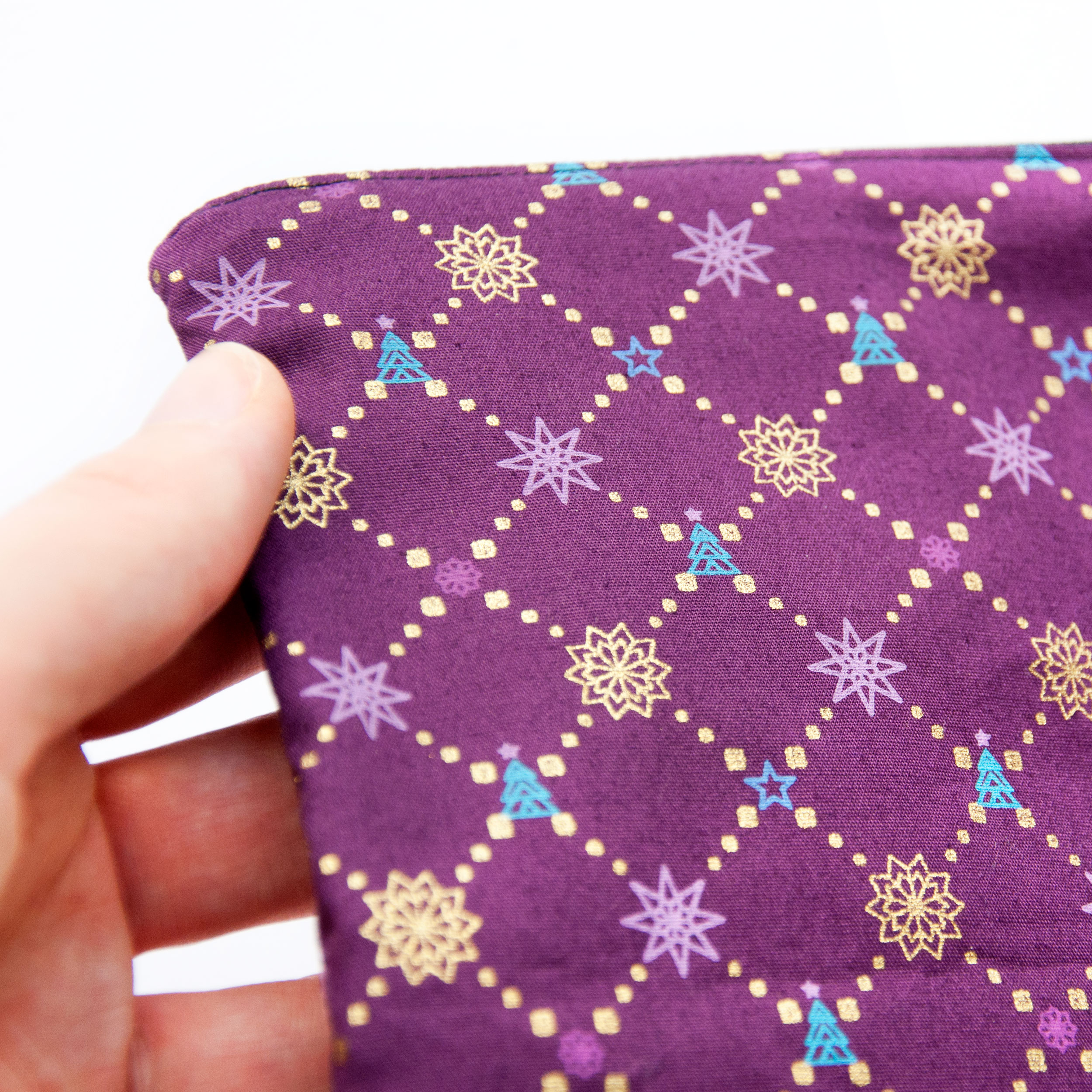 Pencil Case Purple & Gold - Design by Willwa